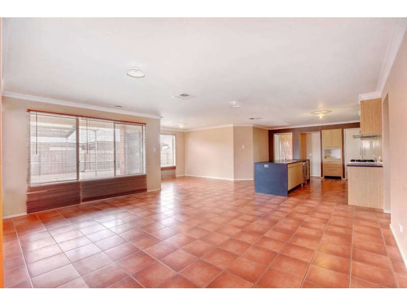 38 Dalray Crescent, Kurunjang VIC 3337