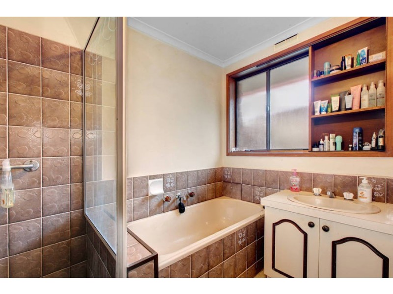 4 Atkin Street, Melton VIC 3337