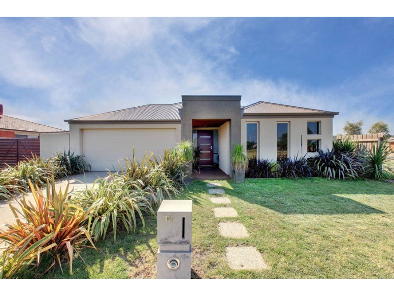 12 Wordon Court, Kurunjang VIC 3337