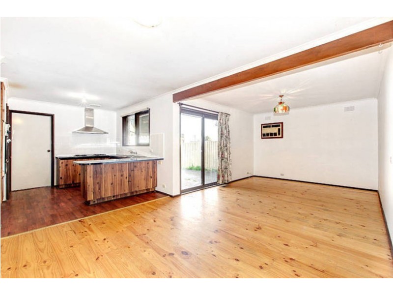 11 Hawkins Place, Melton VIC 3337