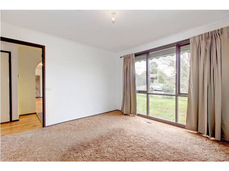 11 Hawkins Place, Melton VIC 3337