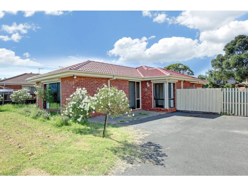 1/22 Smoult Drive, Kurunjang VIC 3337