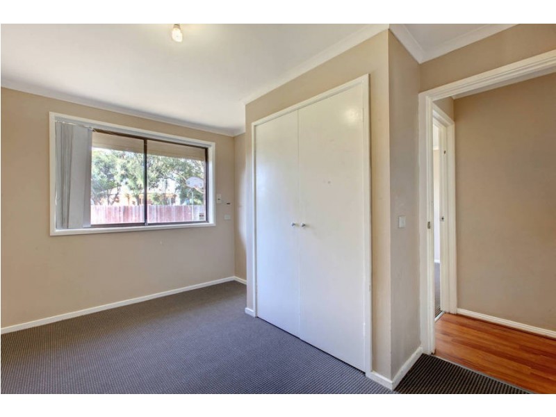 1/22 Smoult Drive, Kurunjang VIC 3337