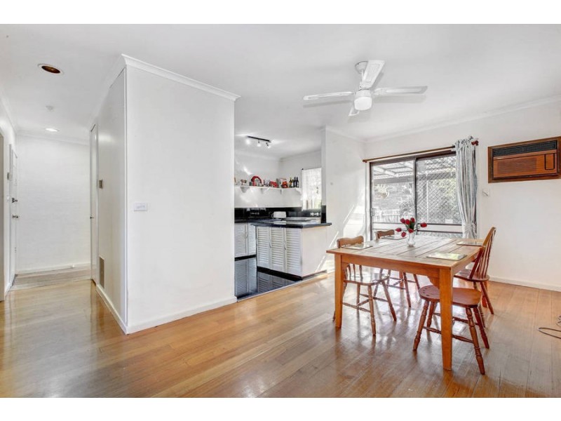 48 Manson Drive, Melton South VIC 3338