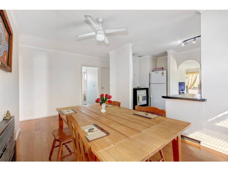 48 Manson Drive, Melton South VIC 3338