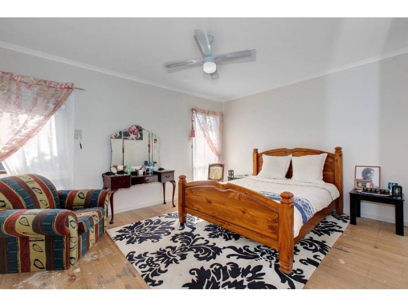 48 Manson Drive, Melton South VIC 3338