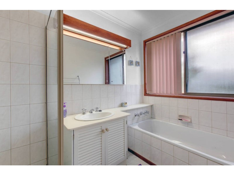 25 Tulloch Avenue, Kurunjang VIC 3337