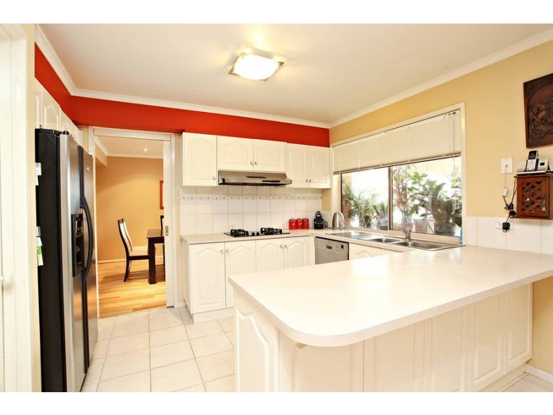 52 Maplewood Close, Brookfield VIC 3338