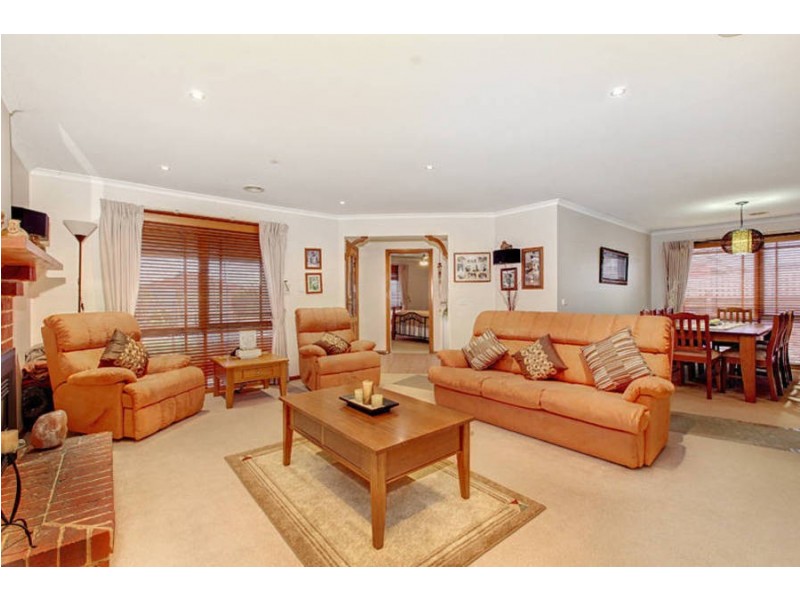 7 Marlo Drive, Melton West VIC 3337