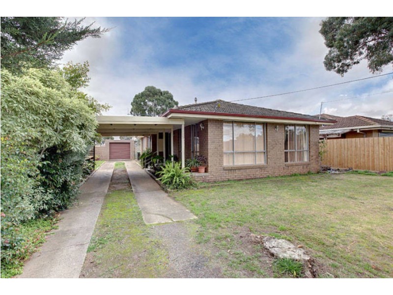 20 Brennan Street, Melton South VIC 3338