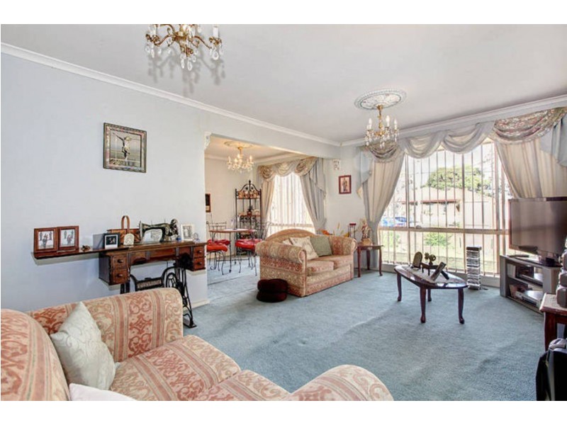 20 Brennan Street, Melton South VIC 3338