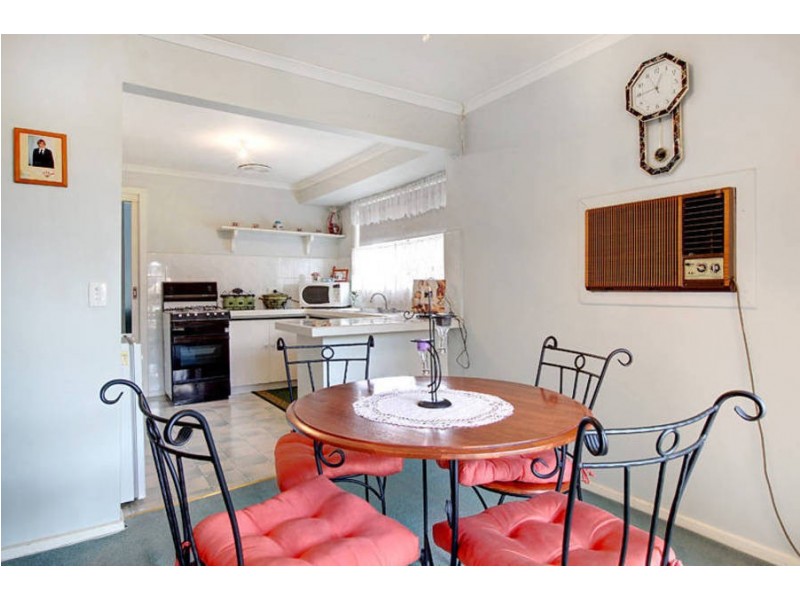 20 Brennan Street, Melton South VIC 3338