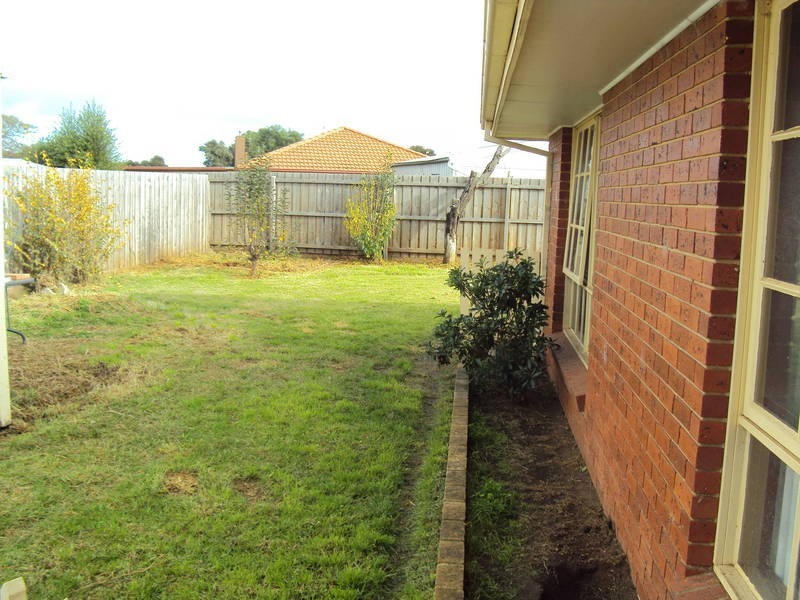 219 Gisborne-Melton Road, Kurunjang VIC 3337