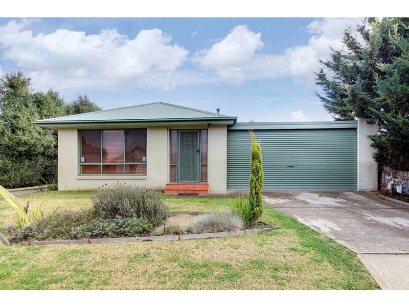 1/49 Smoult Drive, Kurunjang VIC 3337