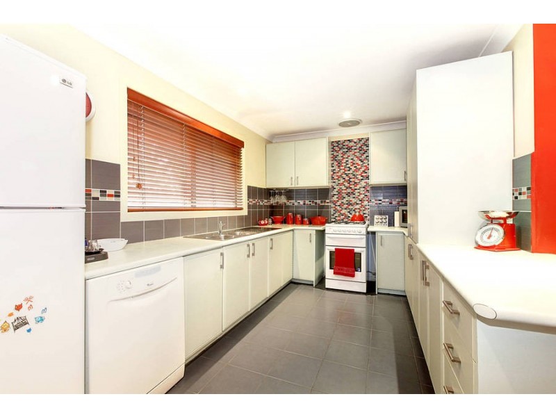 1/49 Smoult Drive, Kurunjang VIC 3337