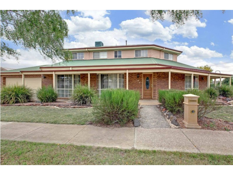 30 John Batman Drive, Melton West VIC 3337