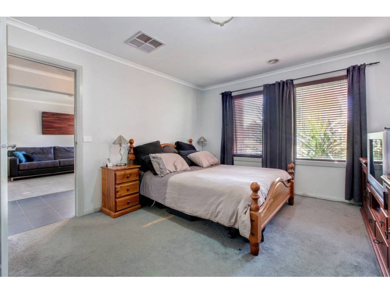 20 Sirius Way, Kurunjang VIC 3337