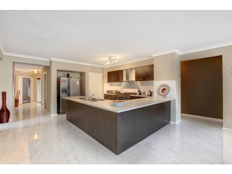 22 Ironbark Way, Brookfield VIC 3338