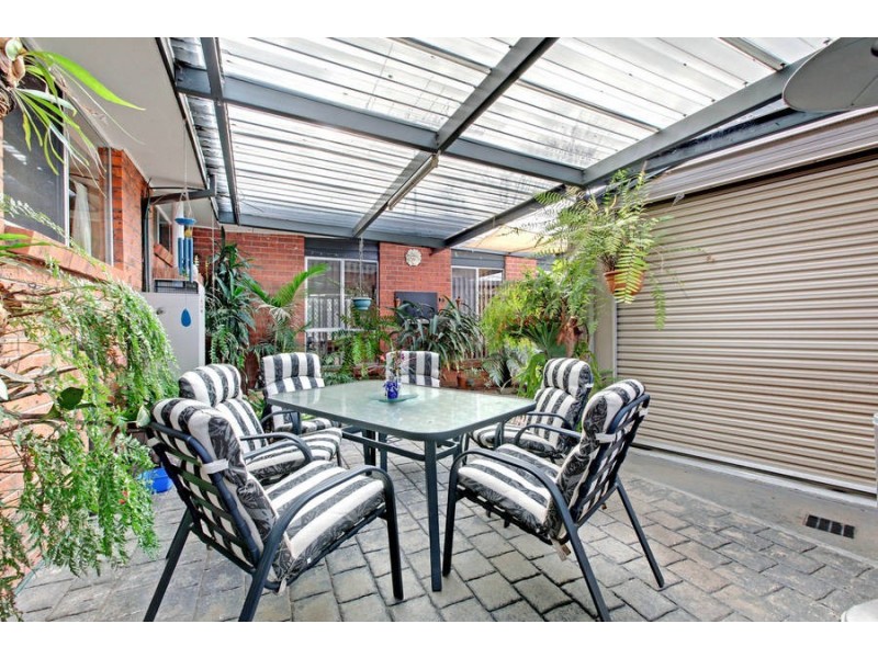 10 Glamis Place, Melton West VIC 3337