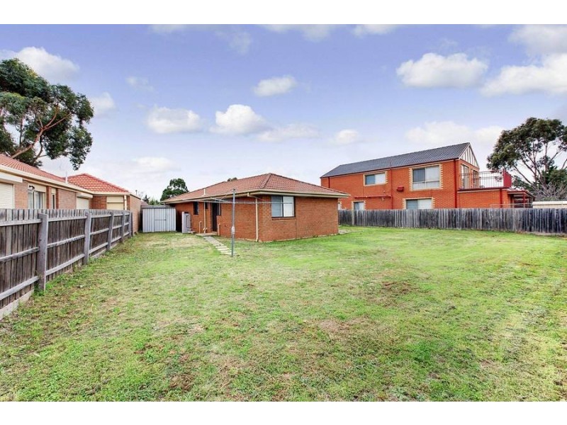 10 Numering Court, Kurunjang VIC 3337