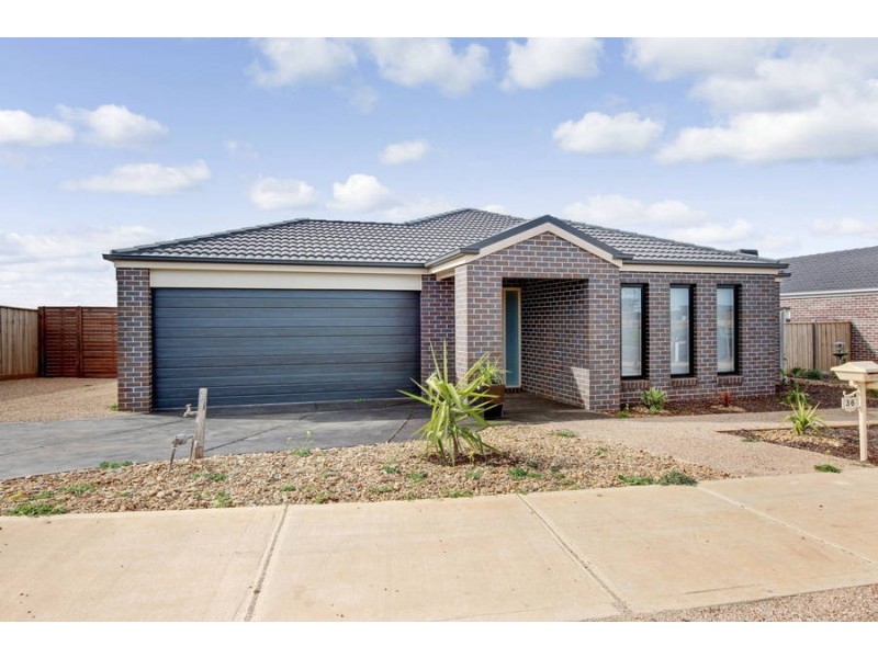 36 Hawthorn Avenue, Melton West VIC 3337