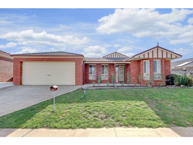 30 Skipton Street, Kurunjang VIC 3337