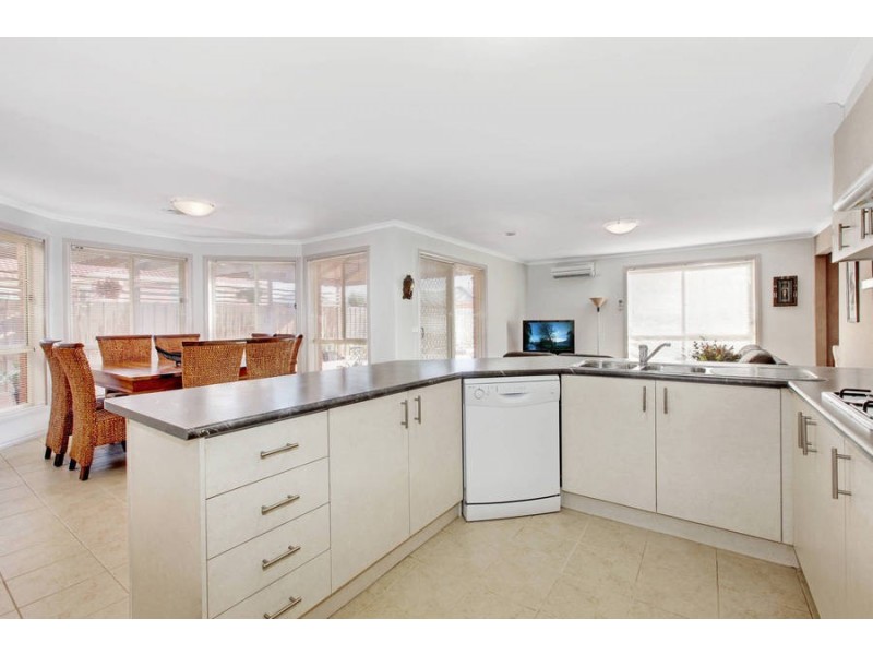 30 Skipton Street, Kurunjang VIC 3337