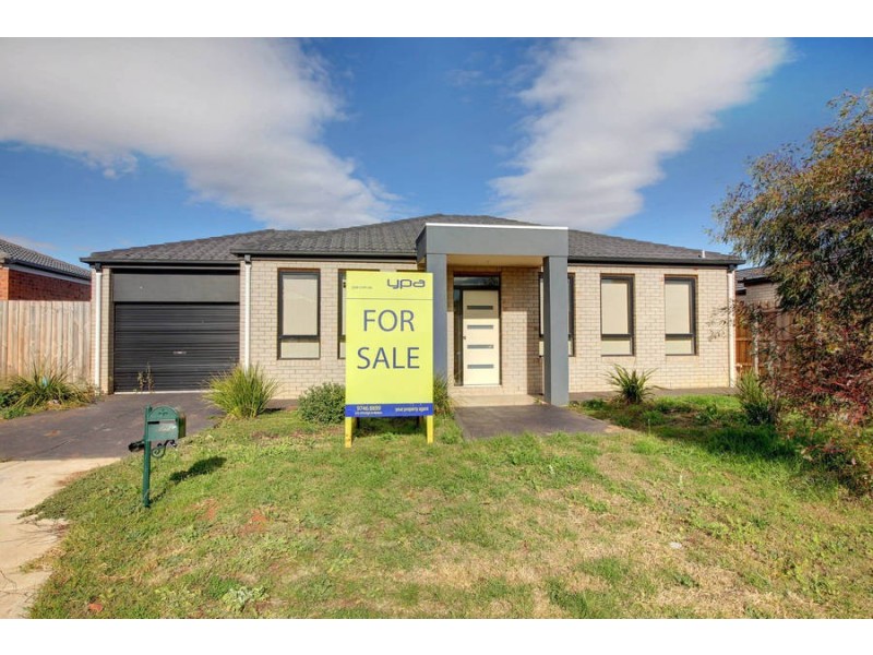 45 Christina Crescent, Kurunjang VIC 3337