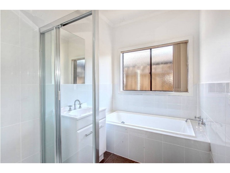 45 Christina Crescent, Kurunjang VIC 3337