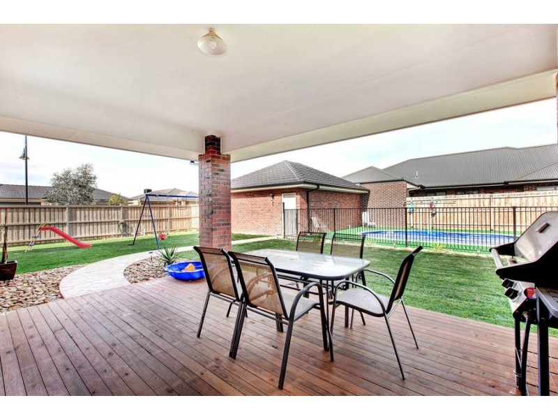 672 Eynesbury Road, Eynesbury VIC 3338
