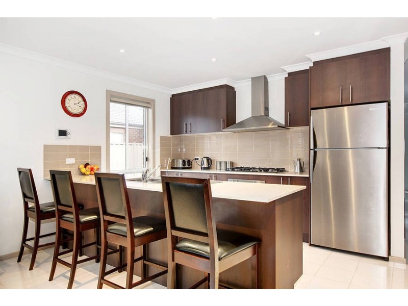 130 Dalray Crescent, Kurunjang VIC 3337