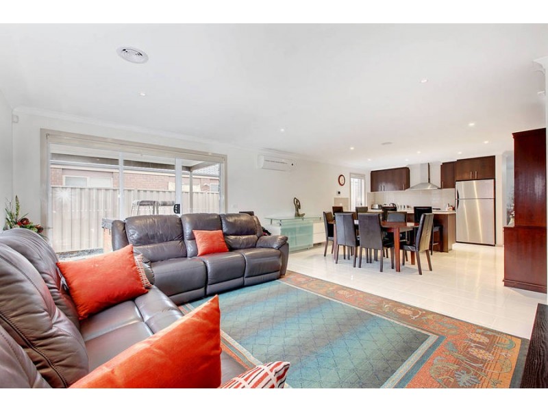 130 Dalray Crescent, Kurunjang VIC 3337