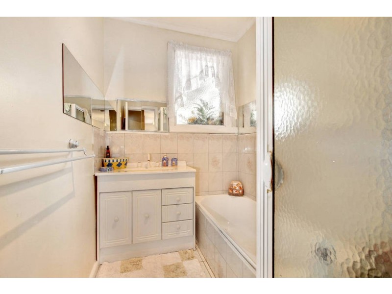 31 Penguin Street, Melton VIC 3337