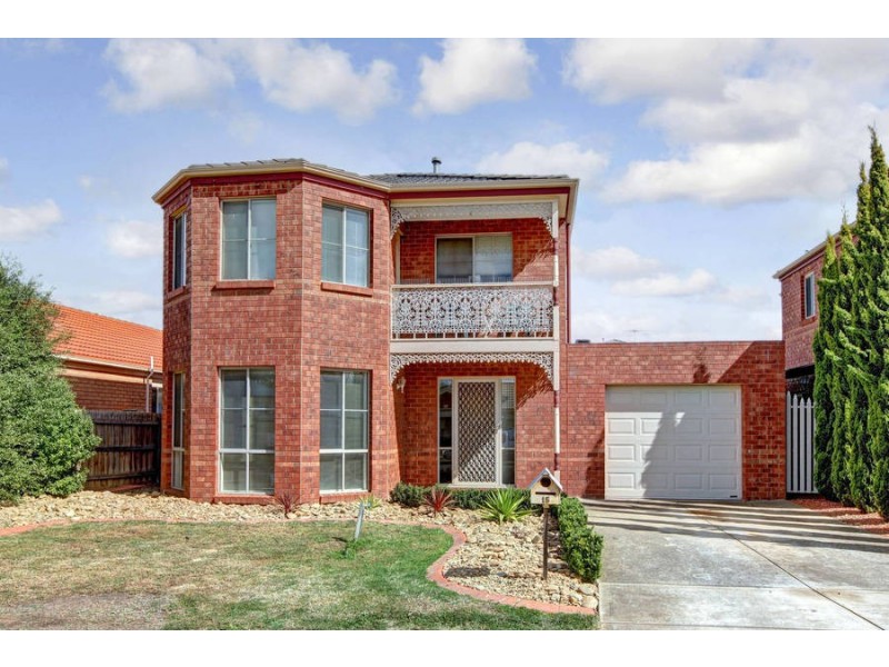 15 Hillsmeade Drive, Melton West VIC 3337