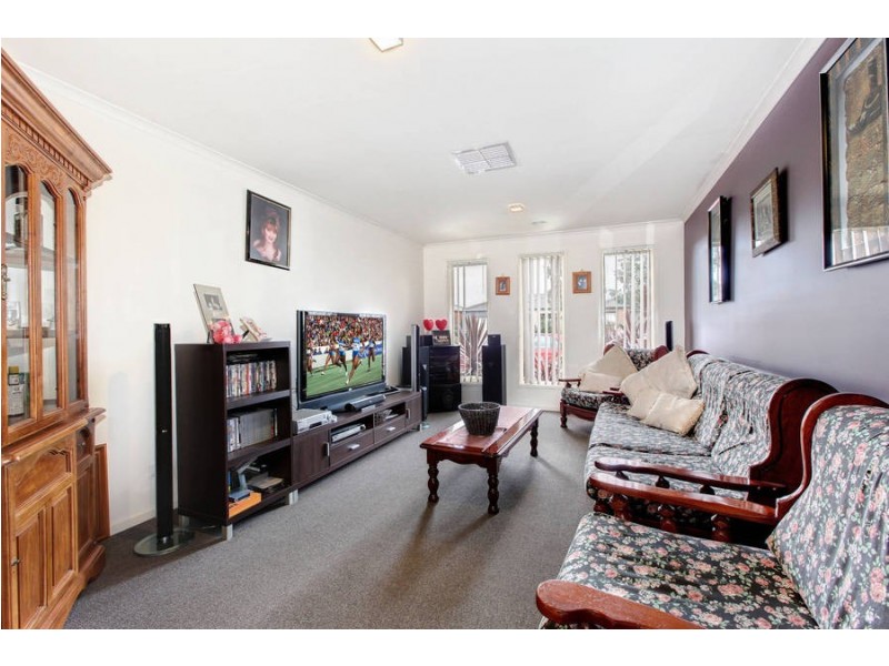 39 Fairhaven Boulevard, Melton West VIC 3337