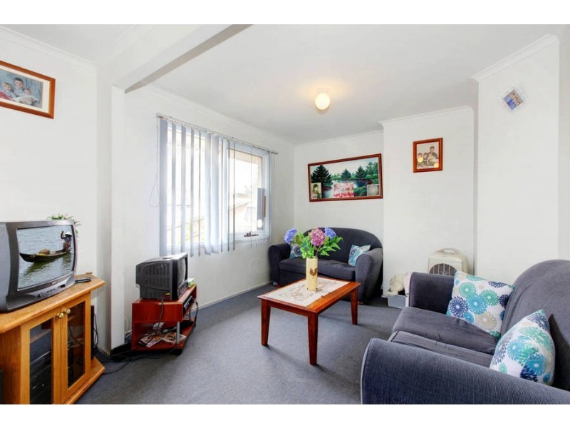 2 Garfield Close, Melton South VIC 3338