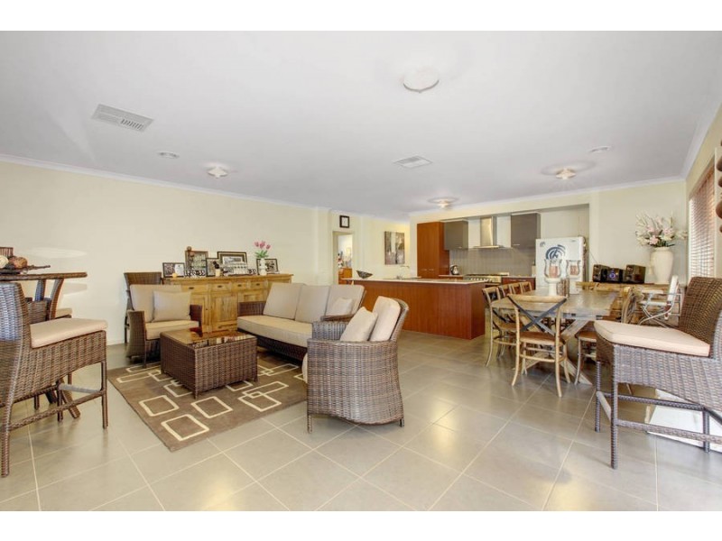 154 Clarkes Road, Brookfield VIC 3338