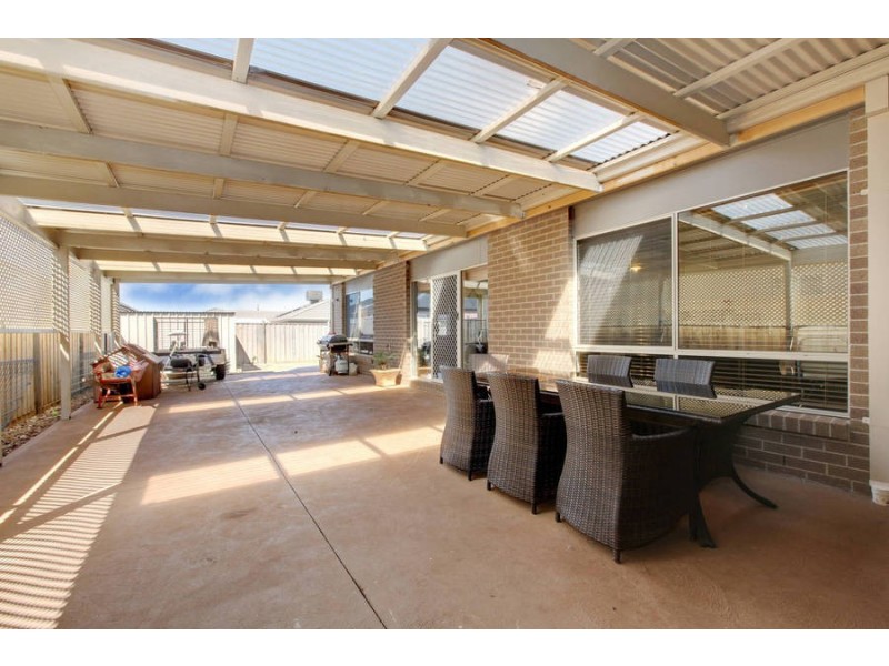 154 Clarkes Road, Brookfield VIC 3338