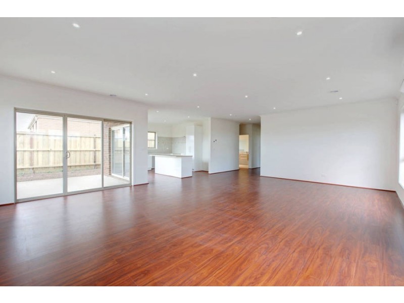 68 Chanticleer Avenue, Melton West VIC 3337