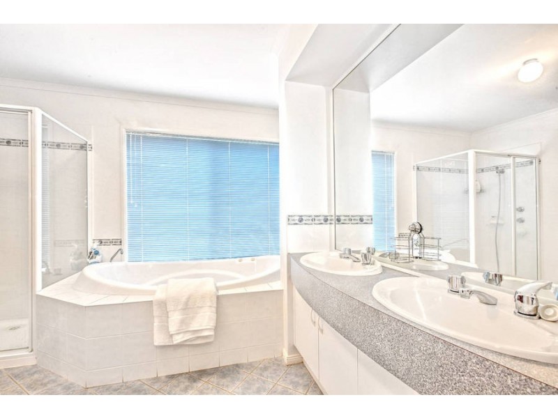 312 Coburns Road, Kurunjang VIC 3337