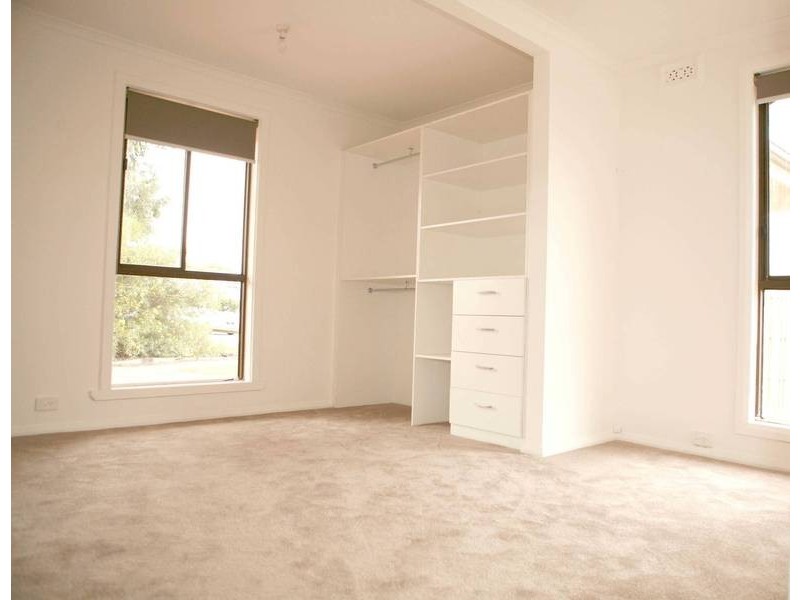 11 Lindsay Court, Melton VIC 3337