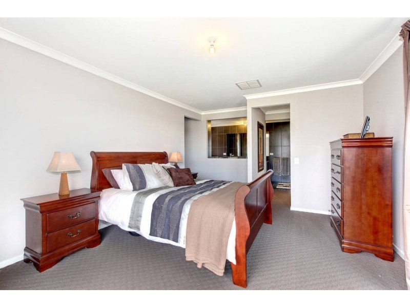 35 Castlemaine Drive, Eynesbury VIC 3338