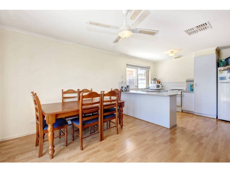 9 Gunnawarra Road, Kurunjang VIC 3337