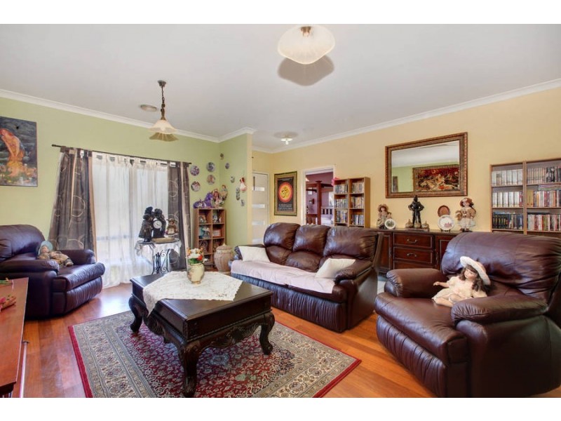 26 Skipton Street, Kurunjang VIC 3337