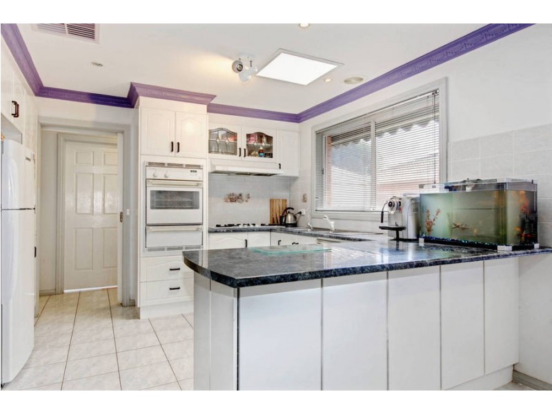 279 Centenary Avenue, Melton West VIC 3337