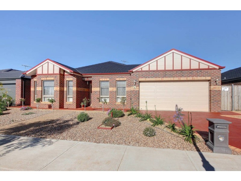 44 Panorama Drive, Melton West VIC 3337