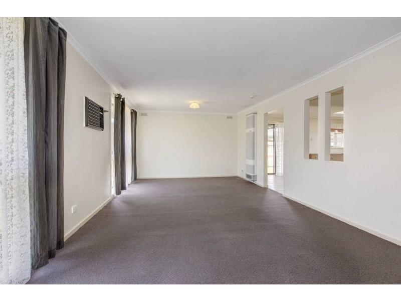 41 Bennett Street, Melton South VIC 3338