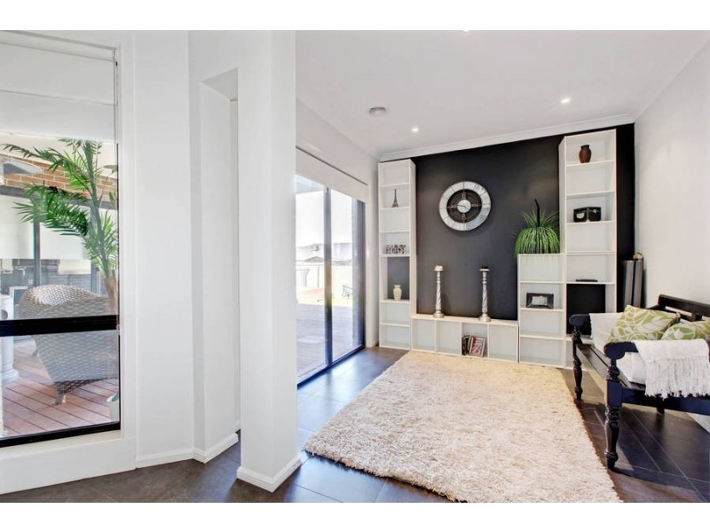 30 Sovereign Boulevard, Melton West VIC 3337