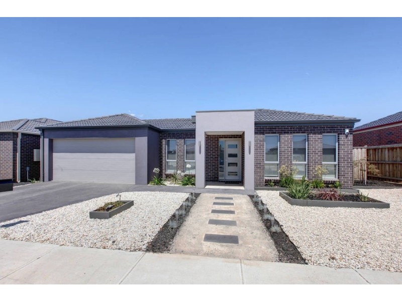 7 Arjun Avenue, Melton West VIC 3337