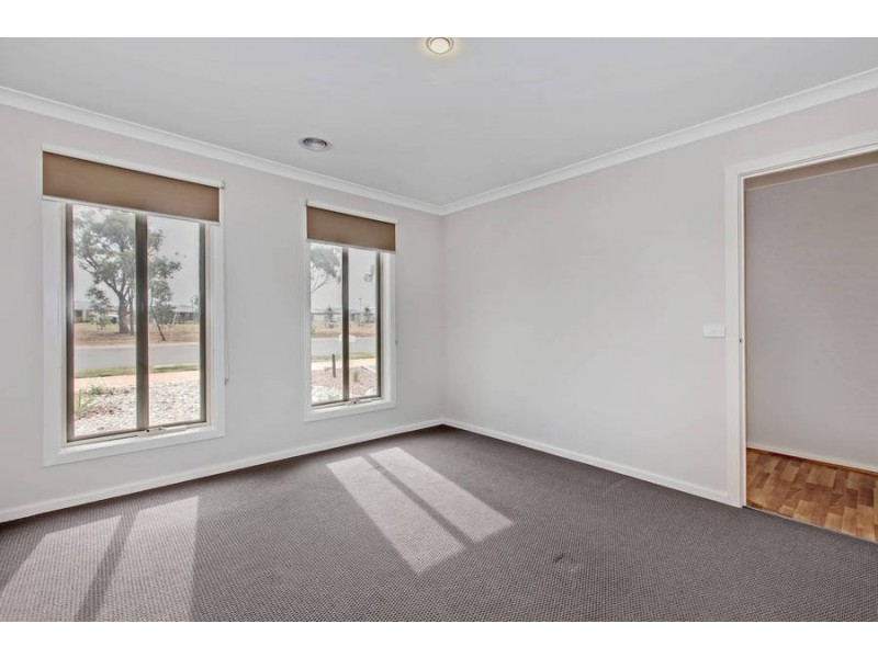 188 Clarkes Road, Brookfield VIC 3338